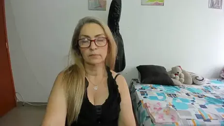 D-yanamilf webcam stripchat model stream image
