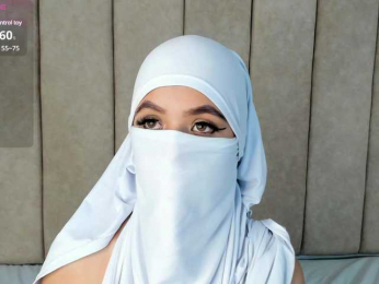 thamiina webcam model stream image