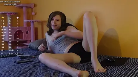 cute-beta webcam model stream image
