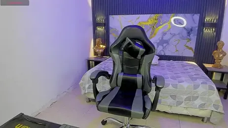 Dark_Desiree18 webcam model stream image