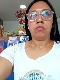 Violeta-Stationery_7 webcam model stream image