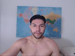 Adam Mazza webcam model stream image