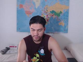 Adam Mazza webcam model stream image