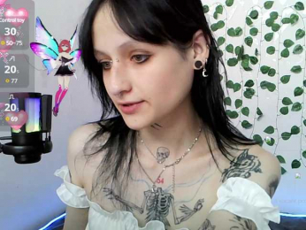 EsterErdmond webcam model stream image