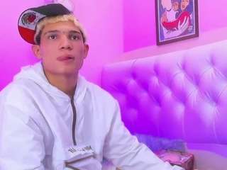 stronger-boy webcam camsoda model stream image