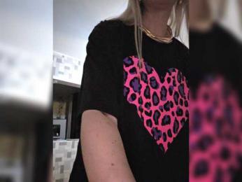 Love-blondi webcam model stream image