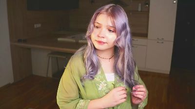 ChangMcrae webcam model stream image