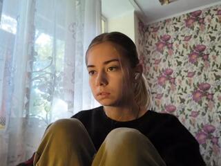 Carri Baptise webcam model stream image