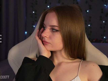 AliceCost webcam model stream image