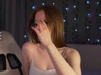 AliceCost webcam model stream image