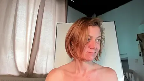 Lola_Belgium webcam model stream image