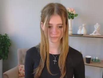 renatadoyle webcam chaturbate model stream image