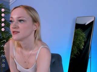 flory-white webcam model stream image