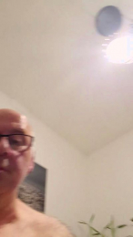 Loulou2x webcam model stream image