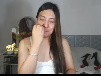 stellahugeX webcam stripchat model stream image