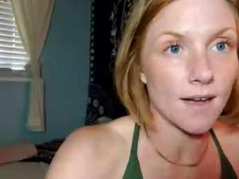 akgingersnaps webcam model stream image