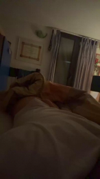 Alerunner_ webcam cam4 model stream image