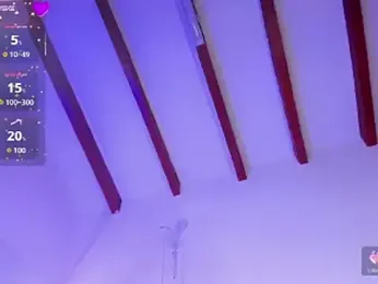 AliciiaBloom webcam model stream image