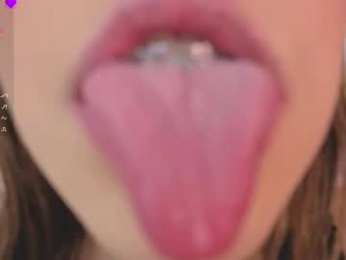 nataasha___ webcam model stream image