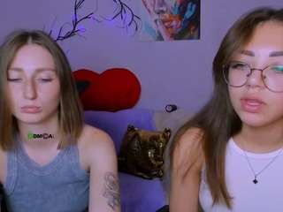 danna-li webcam model stream image