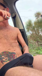 Redoutside webcam model stream image