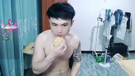Azyrrgg webcam model stream image