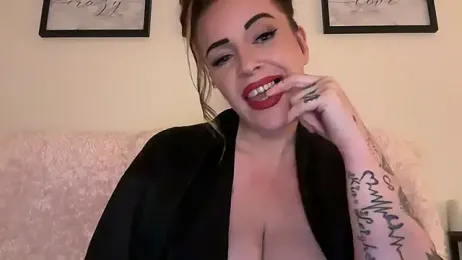 MuckyMILF webcam model stream image