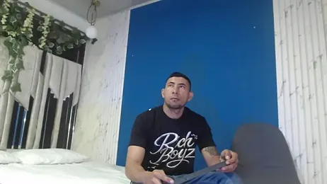 Morganandmegan webcam model stream image