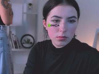 emily-cllar webcam model stream image