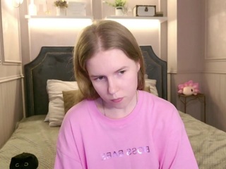 Alida Brace webcam model stream image