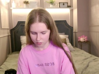 Alida Brace webcam model stream image