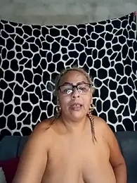 DioxaHot7 webcam model stream image