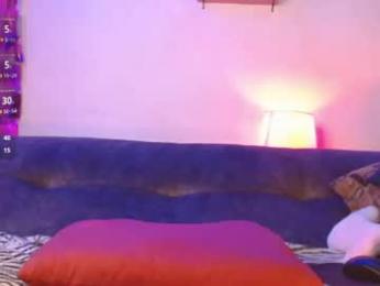izan_02 webcam chaturbate model stream image