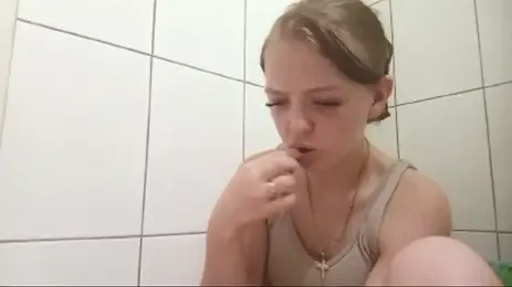 draineddog webcam model stream image