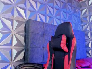 Jonas Lewis webcam model stream image