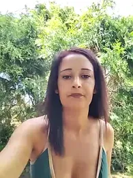 Alina03210 webcam model stream image