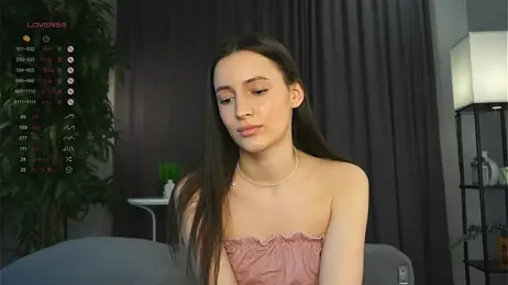 SelenaHold webcam stripchat model stream image