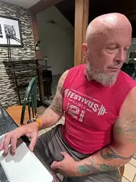 FitFloridaDaddy webcam preview