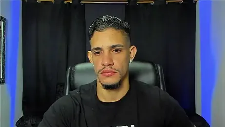 jhonnysnow17 webcam stripchat model stream image