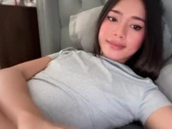 elliesee webcam model stream image