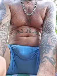 Hotbodyscottie webcam model stream image