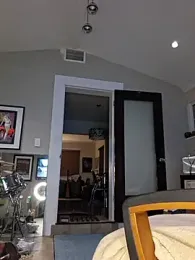 Hotbodyscottie webcam model stream image