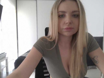 Blondie8853 webcam model stream image