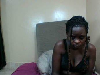 Badsgirles webcam model stream image