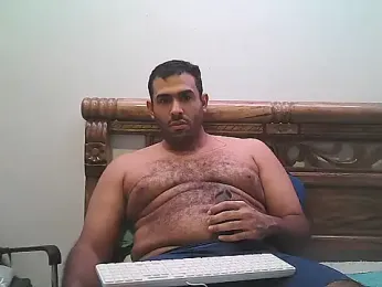AlphaLatinoBear webcam stripchat model stream image