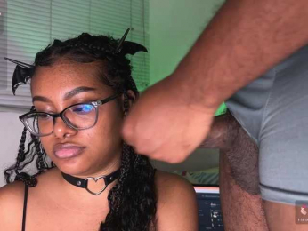 EvonyVegaa webcam bongacams model stream image