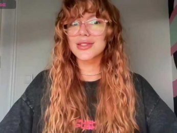 tiksie webcam model stream image