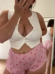 Chloe-taa webcam model stream image