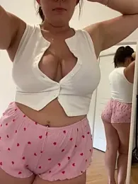 Chloe-taa webcam model stream image