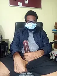 Lovable_dude webcam stripchat model stream image